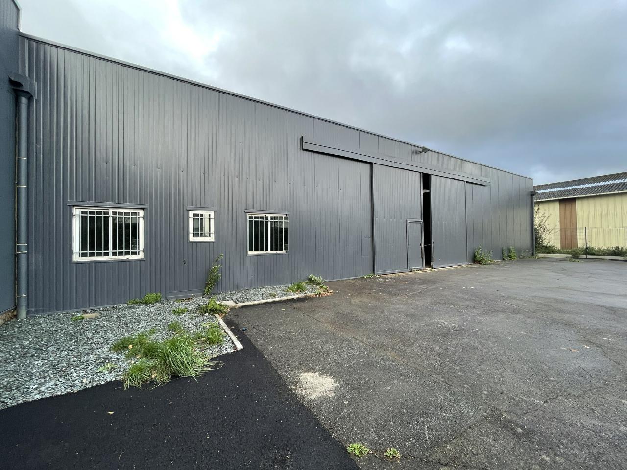 Local d'activité Saint-Grégoire 610m² Vente local d'activité Saint-Grégoire Ille-et-Vilaine OVACT2423222 1